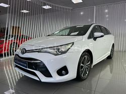 Blanco Usado 2017 Toyota Avensis Advance Familiar | 13.990 € (Un poco caro)