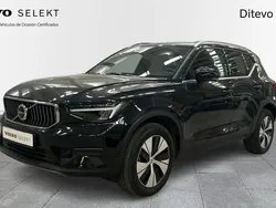 Negro Usado 2023 Volvo XC40 Core SUV | 35.700 € (Precio justo)