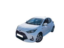 Blanco Usado 2020 Toyota Yaris Hybrid Business Edition Berlina | 14.100 € (Precio justo)