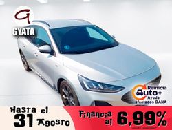 Gris Usado 2024 Ford Focus ST-Line Familiar | 21.990 € (Precio justo)