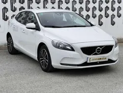 Blanco Usado 2017 Volvo V40 Momentum Familiar | 14.990 € (Precio justo)