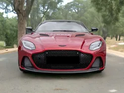 Rojo Usado 2023 Aston Martin DBS Coupe | 329.000 €
