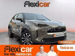 Beige Usado 2023 Toyota Yaris Cross Active SUV | 24.990 € (Precio justo)