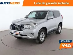 Gris Usado 2021 Toyota Land Cruiser SUV | 46.666 €