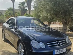 Azul Usado 2006 Mercedes CLK320 Avantgarde Coupe | 7990 € (Precio justo)
