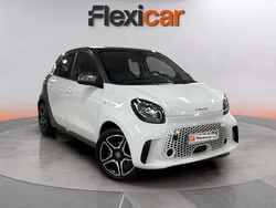 Blanco Usado 2021 Smart ForFour Electric Drive Utilitario | 13.690 €