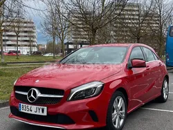 Rojo Usado 2017 Mercedes A200 Berlina | 17.999 € (Precio justo)
