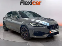Gris Nuevo 2024 Cupra Leon VZ Berlina | 32.990 € (Un poco caro)