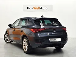 Gris Usado 2024 Seat Leon Style Berlina | 21.900 € (Super precio)