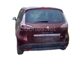 Gris / plata Usado 2015 Renault Scénic III Bose Edition Monovolumen | 6490 € (Precio justo)