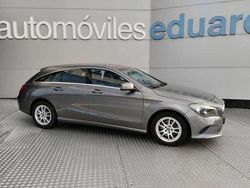 Gris Usado 2019 Mercedes CLA180 Shooting Brake Familiar | 20.800 € (Buen precio)