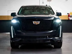 Negro Usado 2023 Cadillac Escalade SUV | 170.900 €