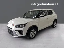 Negro Nuevo 2025 Ssangyong Tivoli | 20.900 € (Buen precio)