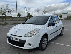 Blanco Usado 2011 Renault Clio II Authentique Berlina | 4500 € (Precio justo)