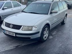 Usado 1999 VW Passat Comfortline Berlina | 1999 €