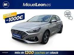 Gris Usado 2022 Hyundai i30 Berlina | 15.985 € (Precio justo)