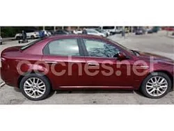 Rojo Usado 2006 Alfa Romeo 159 Berlina | 4490 € (Precio justo)
