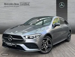 Gris / plateado Usado 2023 Mercedes CLA250 AMG line Berlina | 36.995 €