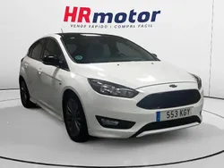 Rojo Usado 2018 Ford Focus ST-Line Utilitario | 8290 € (Buen precio)