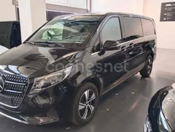 Negro Nuevo 2025 Mercedes V220 Avantgarde Monovolumen | 82.000 €