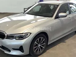 Gris / plata Usado 2020 BMW 330e Comfort Edition Berlina | 32.000 € (Un poco caro)