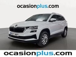 Blanco Usado 2024 Skoda Karoq Selection SUV | 26.637 € (Precio justo)