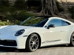 Porsche 911 Carrera