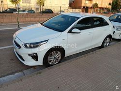 Blanco Usado 2018 Kia Ceed Berlina | 11.500 € (Precio justo)