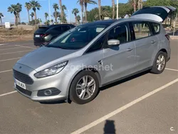 Gris / plata Usado 2017 Ford S-MAX Titanium Monovolumen | 14.999 € (Precio justo)