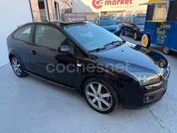 Negro Usado 2005 Ford Focus Sport Berlina | 2999 € (Precio justo)