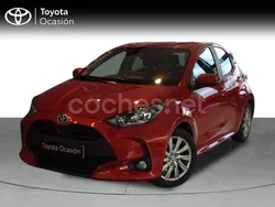 Rojo Usado 2022 Toyota Yaris Hybrid Active Berlina | 19.900 € (Precio justo)