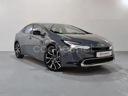 Gris / plata Usado 2023 Toyota Prius Luxury Utilitario | 39.890 €