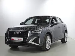 Gris / plata Usado 2024 Audi Q2 Ambiente SUV | 32.700 € (Buen precio)