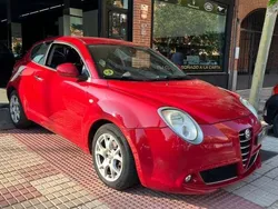 Rojo Usado 2010 Alfa Romeo MiTo Progression Utilitario | 5380 €