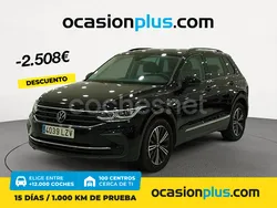 Negro Usado 2022 VW Tiguan Life SUV | 27.490 € (Precio justo)