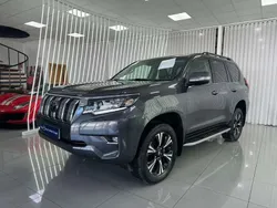 Gris Usado 2023 Toyota Land Cruiser SUV | 60.990 € (Un poco caro)