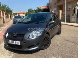 Gris / plata Usado 2007 Toyota Auris Luna Berlina | 6900 € (Precio justo)
