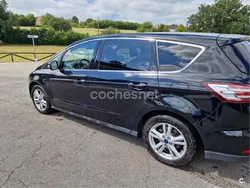 Negro Usado 2018 Ford S-MAX Titanium Monovolumen | 20.700 € (Precio justo)