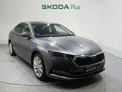 Gris Nuevo 2025 Skoda Octavia Selection Familiar | 30.000 € (Super precio)