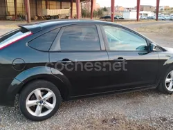 Negro Usado 2010 Ford Focus Trend Berlina | 6200 € (Un poco caro)