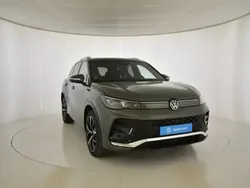 Negro Nuevo 2024 VW Tiguan R-line SUV | 45.990 € (Un poco caro)
