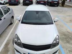 Blanco Usado 2010 Opel Astra GTC Sport Berlina | 4600 € (Buen precio)