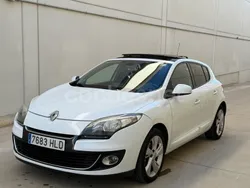 Blanco Usado 2012 Renault Mégane III Dynamique Berlina | 5990 € (Precio justo)