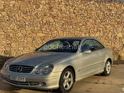 Gris / plata Usado 2004 Mercedes CLK270 Avantgarde Coupe | 4999 € (Buen precio)