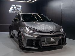 Gris / plata Usado 2025 Toyota Yaris Berlina | 51.900 €