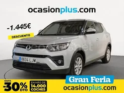 Gris / plata Usado 2020 Ssangyong Tivoli SUV | 15.900 € (Caro)
