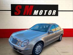 Beige Usado 2004 Mercedes E320 Elegance Berlina | 9990 € (Un poco caro)
