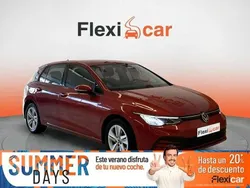 Rojo Usado 2022 VW Golf VIII Life Berlina | 19.590 € (Precio justo)