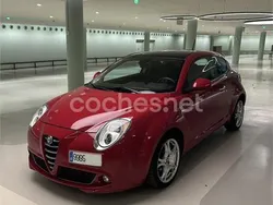 Rojo Usado 2009 Alfa Romeo MiTo Progression Utilitario | 7500 €