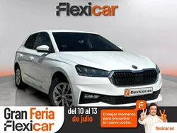 Blanco Usado 2023 Skoda Fabia Selection Berlina | 15.790 € (Precio justo)